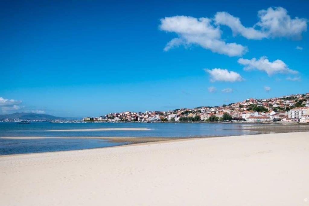 Piso A Pie De Playa Con Terraza Exclusiva Apartment Moana Luaran gambar